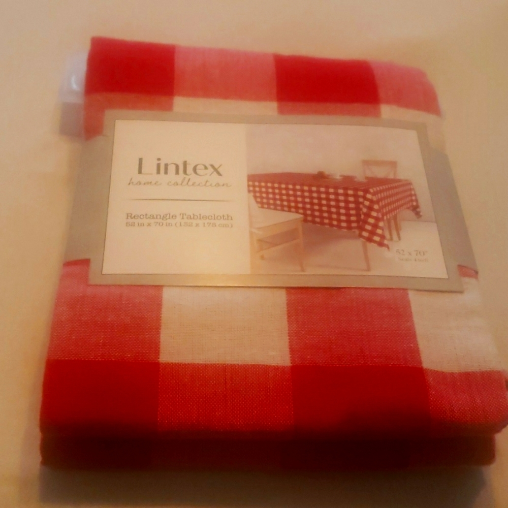 Lintex fabric table cloth